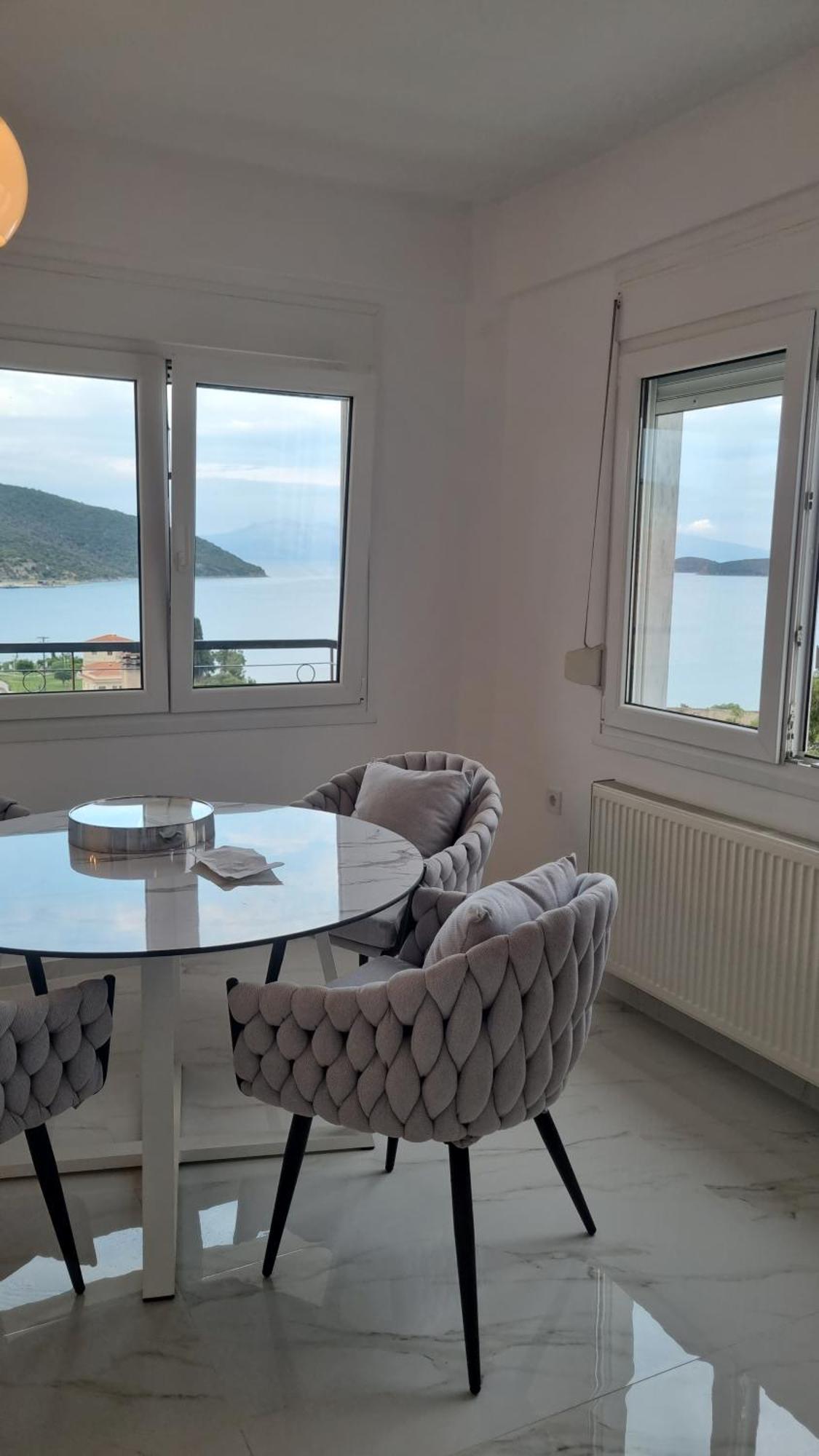 Ellis-Suites Nea Peramos Kavala ภายนอก รูปภาพ