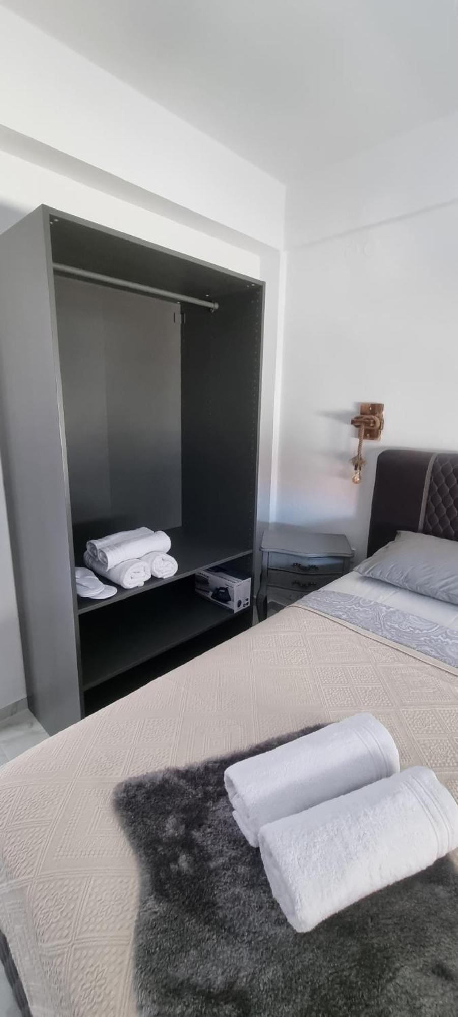Ellis-Suites Nea Peramos Kavala ภายนอก รูปภาพ