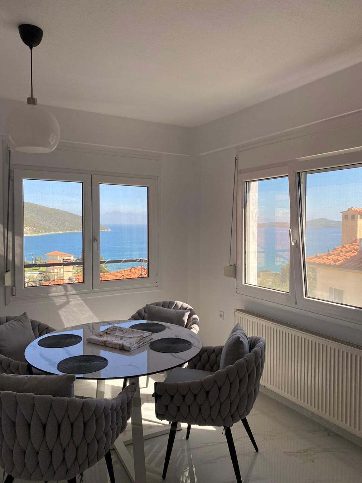 Ellis-Suites Nea Peramos Kavala ภายนอก รูปภาพ